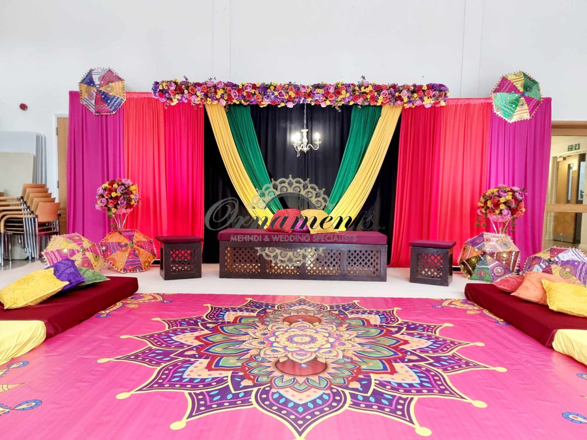 9+ WoW Mehndi Decoration Ideas For You Wedding Ceremony - SetMyWed